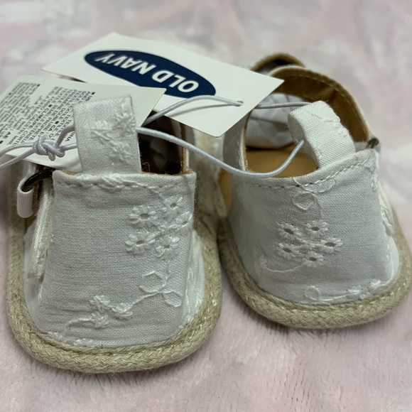 💕Eyelet D'Orsay Espadrilles for Baby💕 - Picture 4 of 7